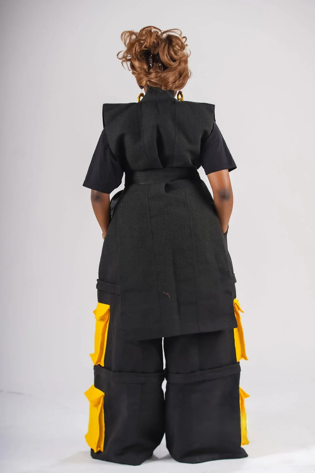 Banu Top | Black and Yellow Print